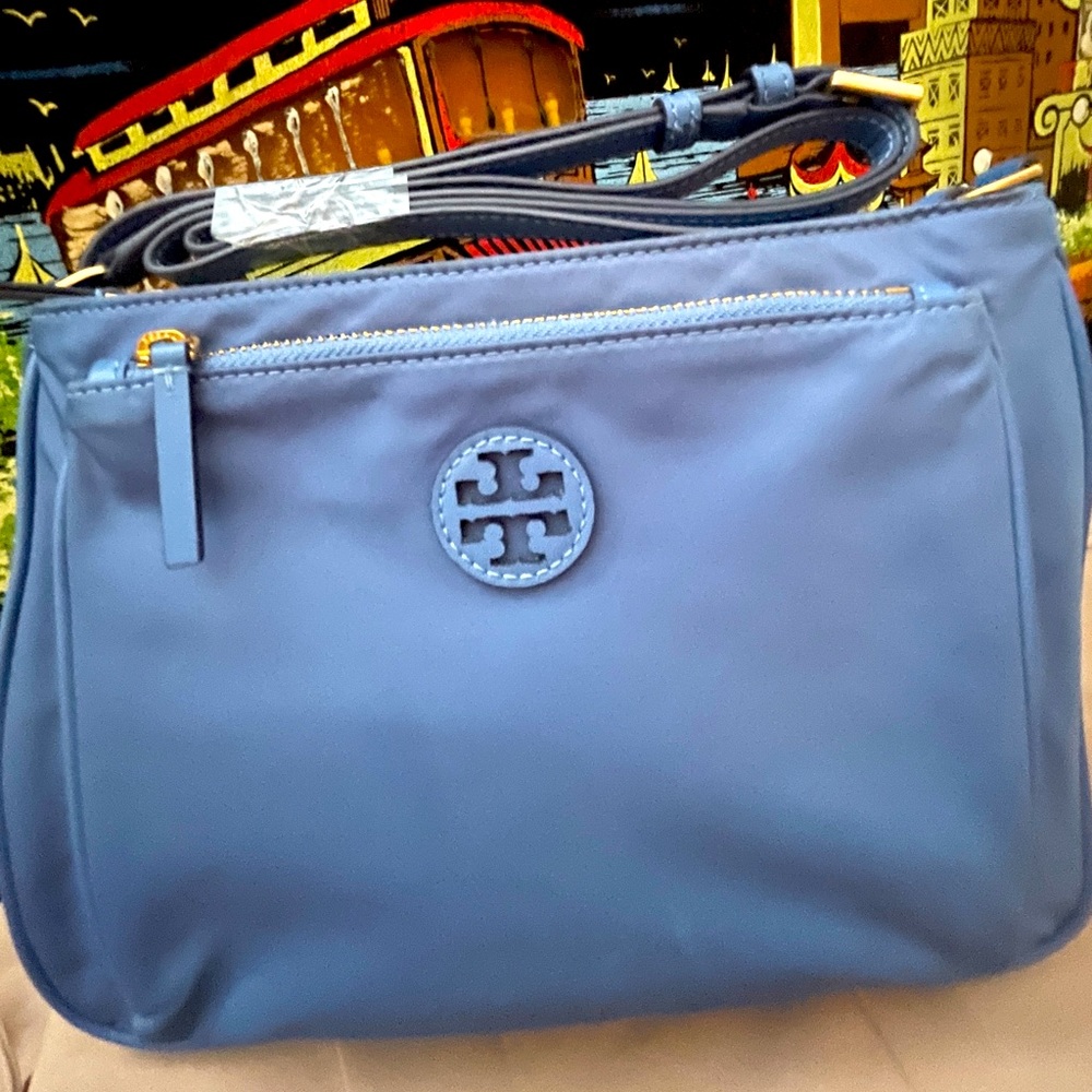 Tory Burch Women's Nylon Swingpack Crossbody Bag. ‼️SOLD‼️